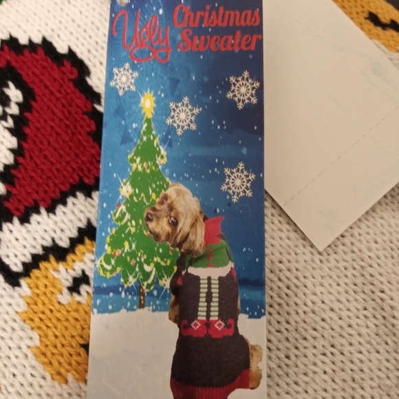 Medium size Christmas Emoji Sweater NwT Size in Photos Xmas Smiley Faces - Picture 4 of 5